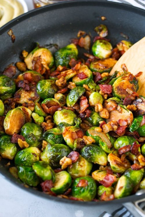 sauteed-brussels-sprouts-bacon-walnuts-2.jpg